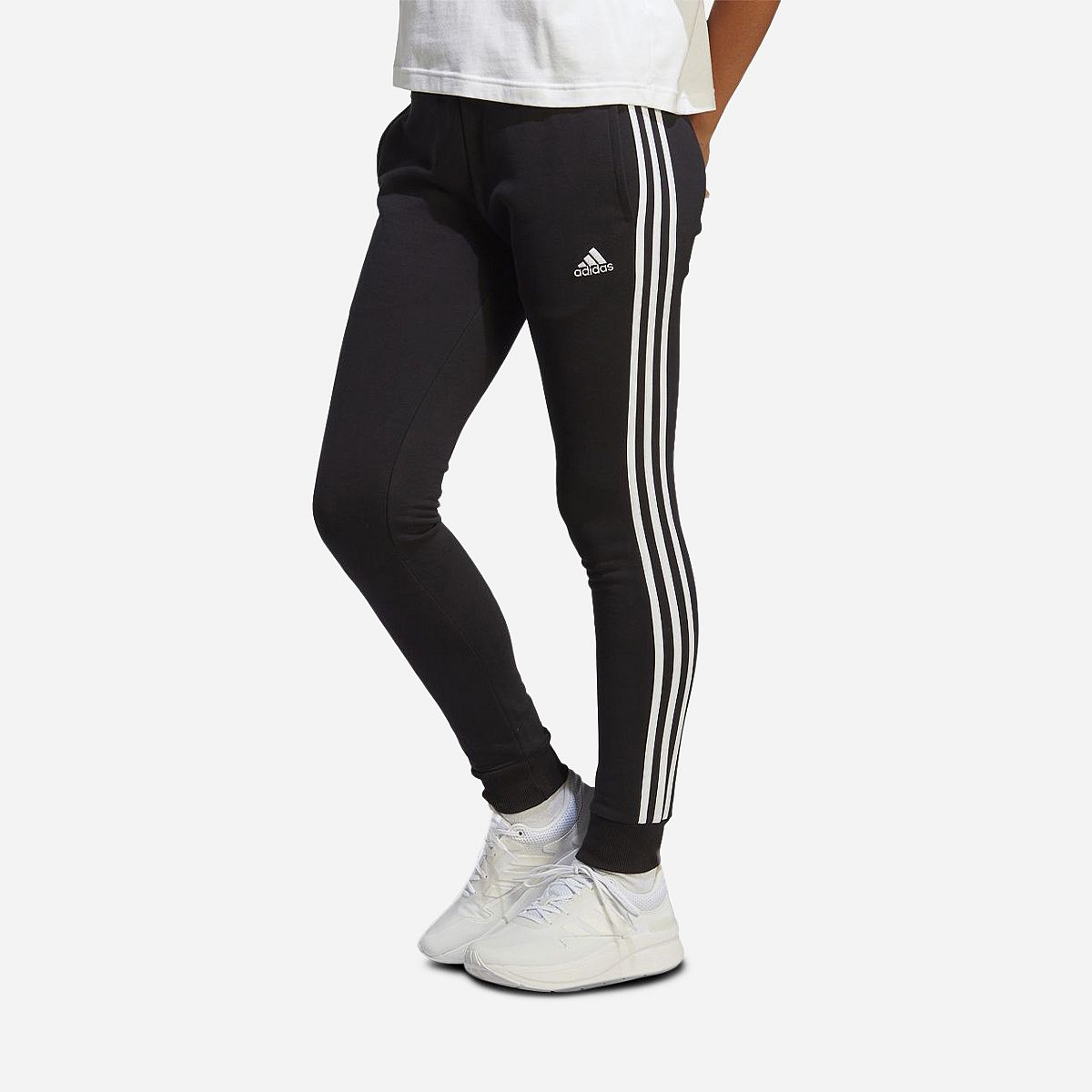AN293172 Essentials 3-Stripes French Terry Cuffed Broek