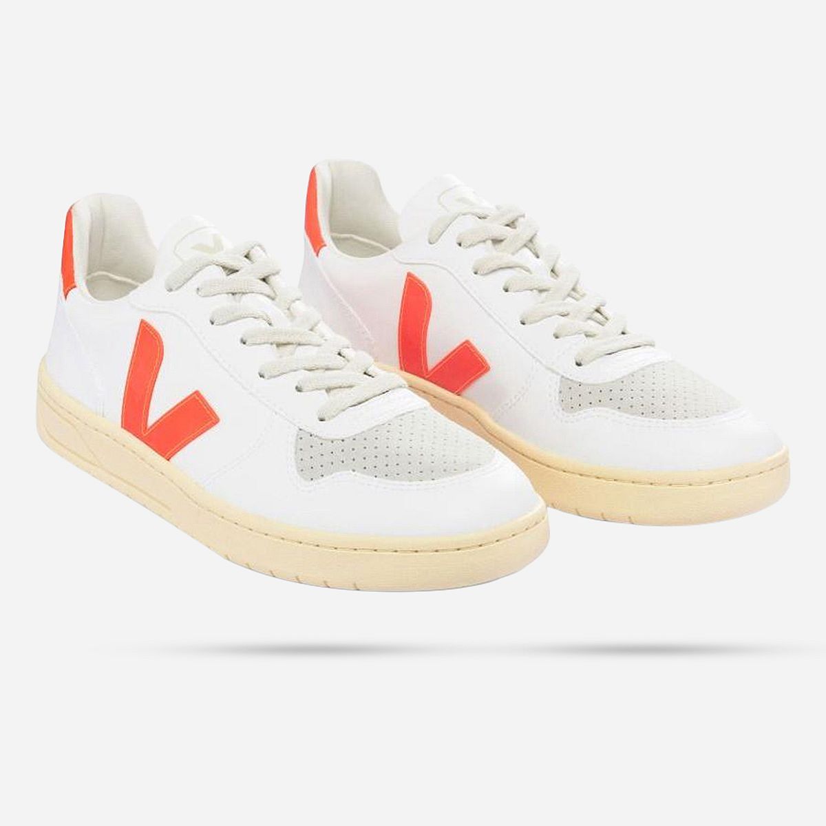 AN314325 V-10 Sneakers Dames