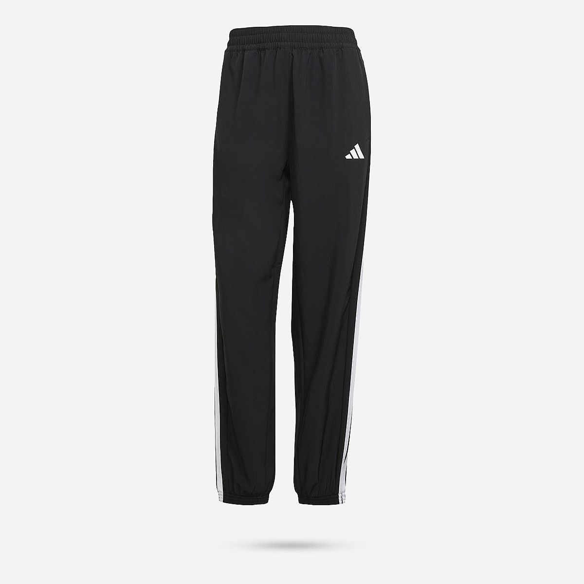AN321030 Train Essentials 3-Stripes Woven Joggers