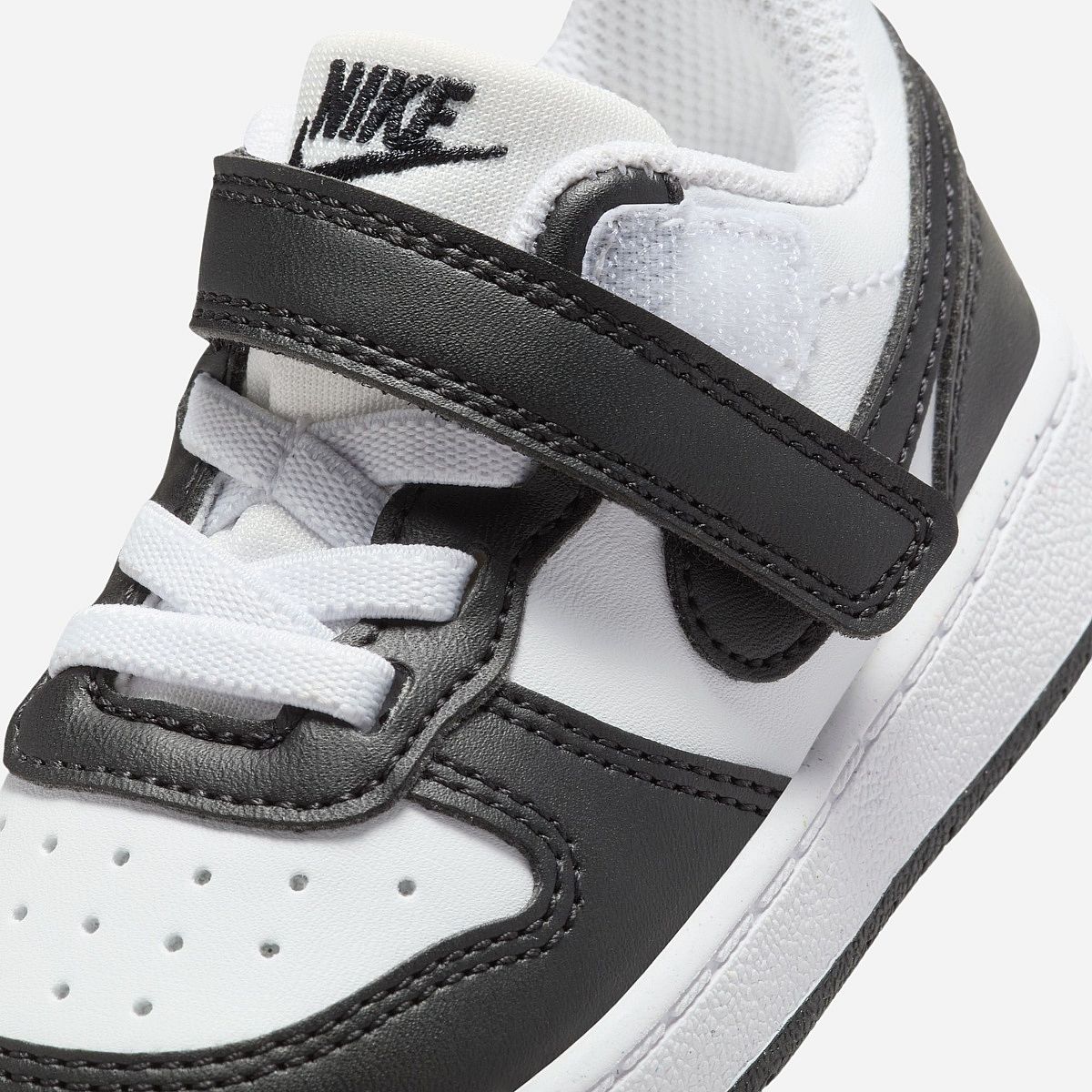 AN324905 Court Borough Low Recraft Baby Sneakers