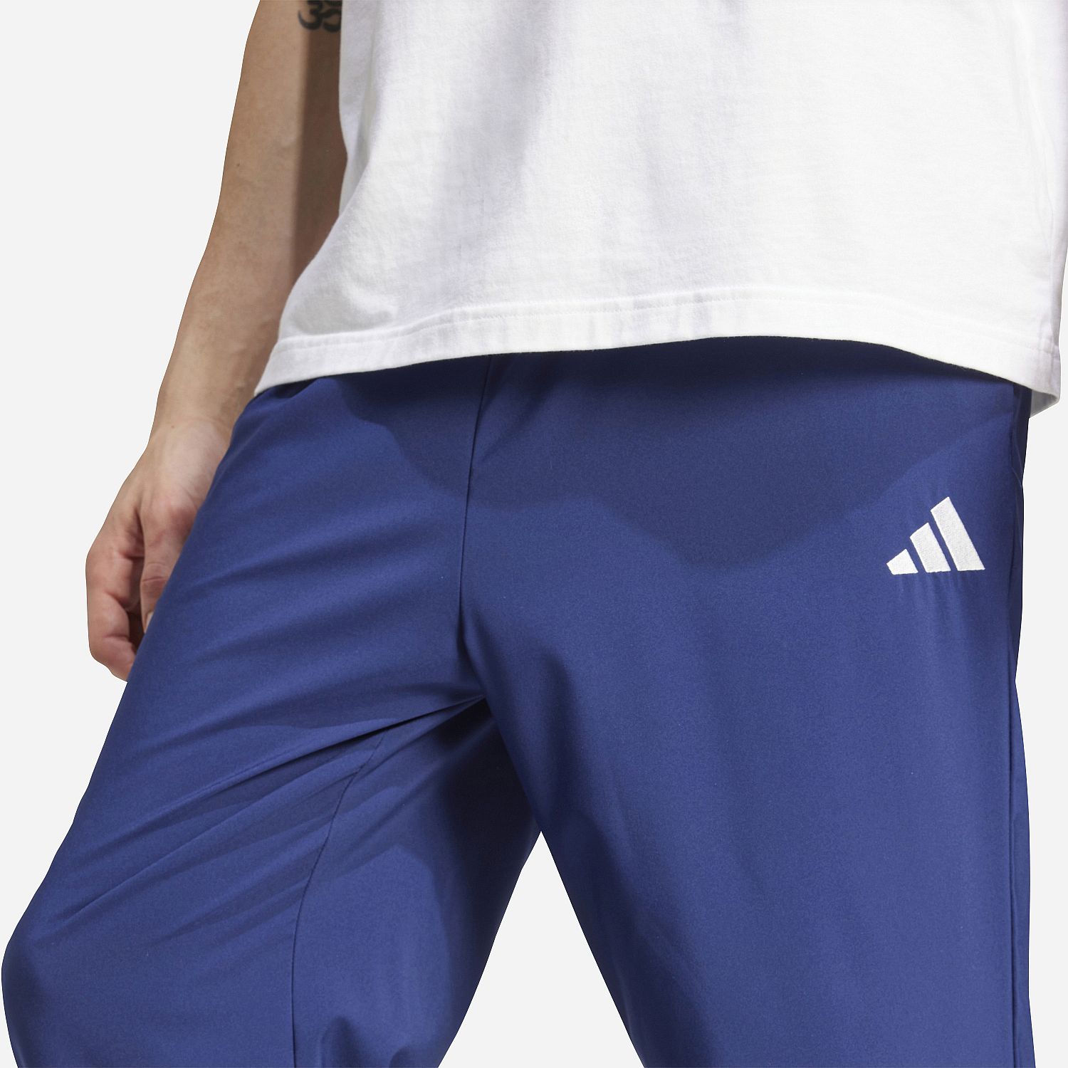 AN320877 Essentials Small Logo Stanford Tracksuit Heren