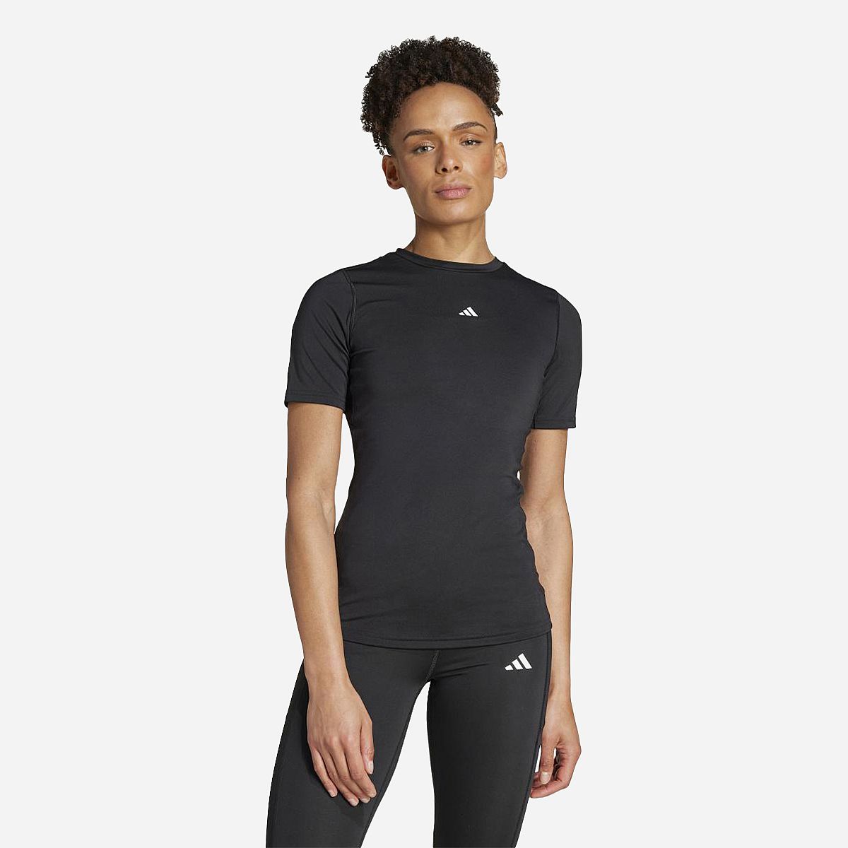 AN315923 Techfit Training T-Shirt Dames