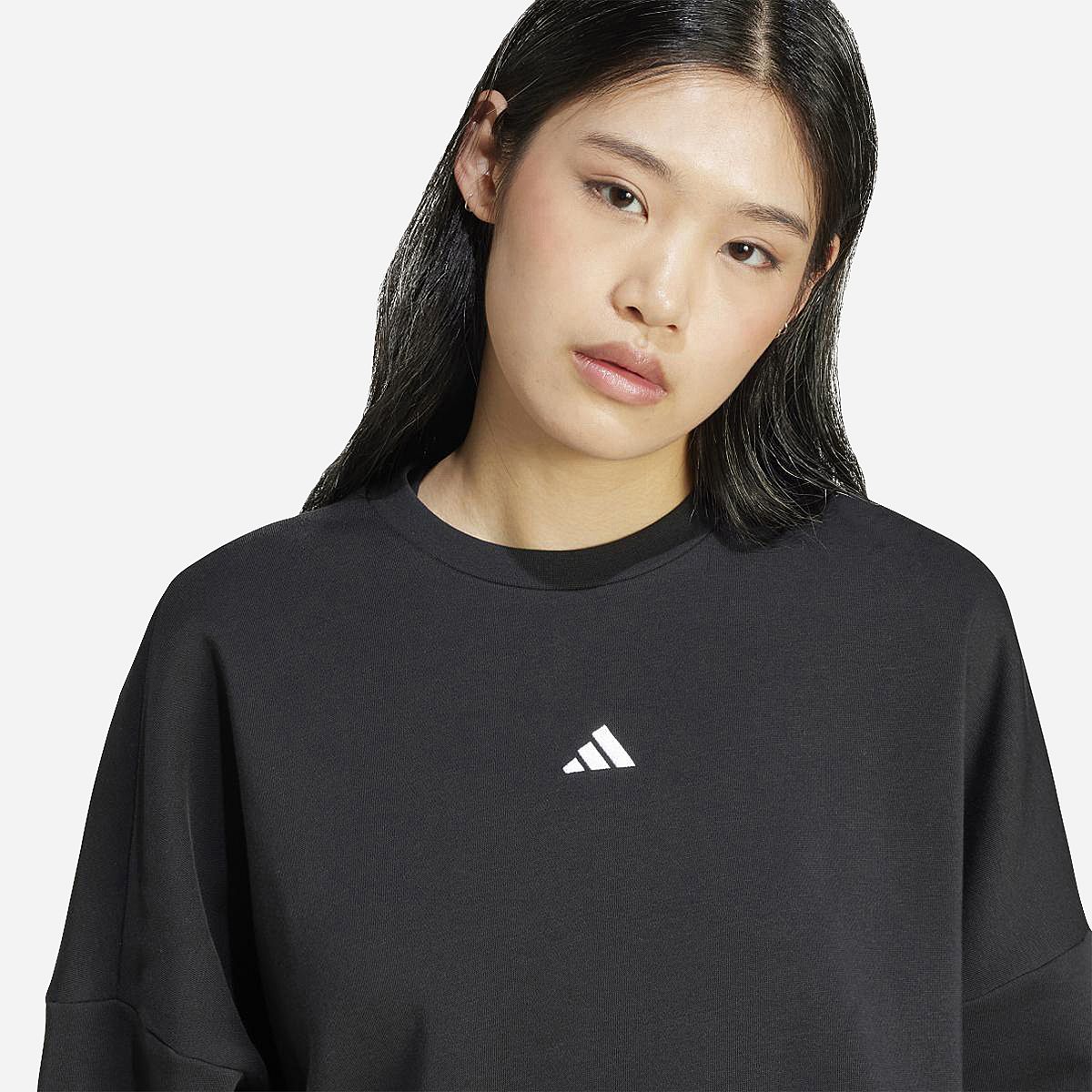 AN321104 Essentials Small Logo Feelcozy Sweatshirt