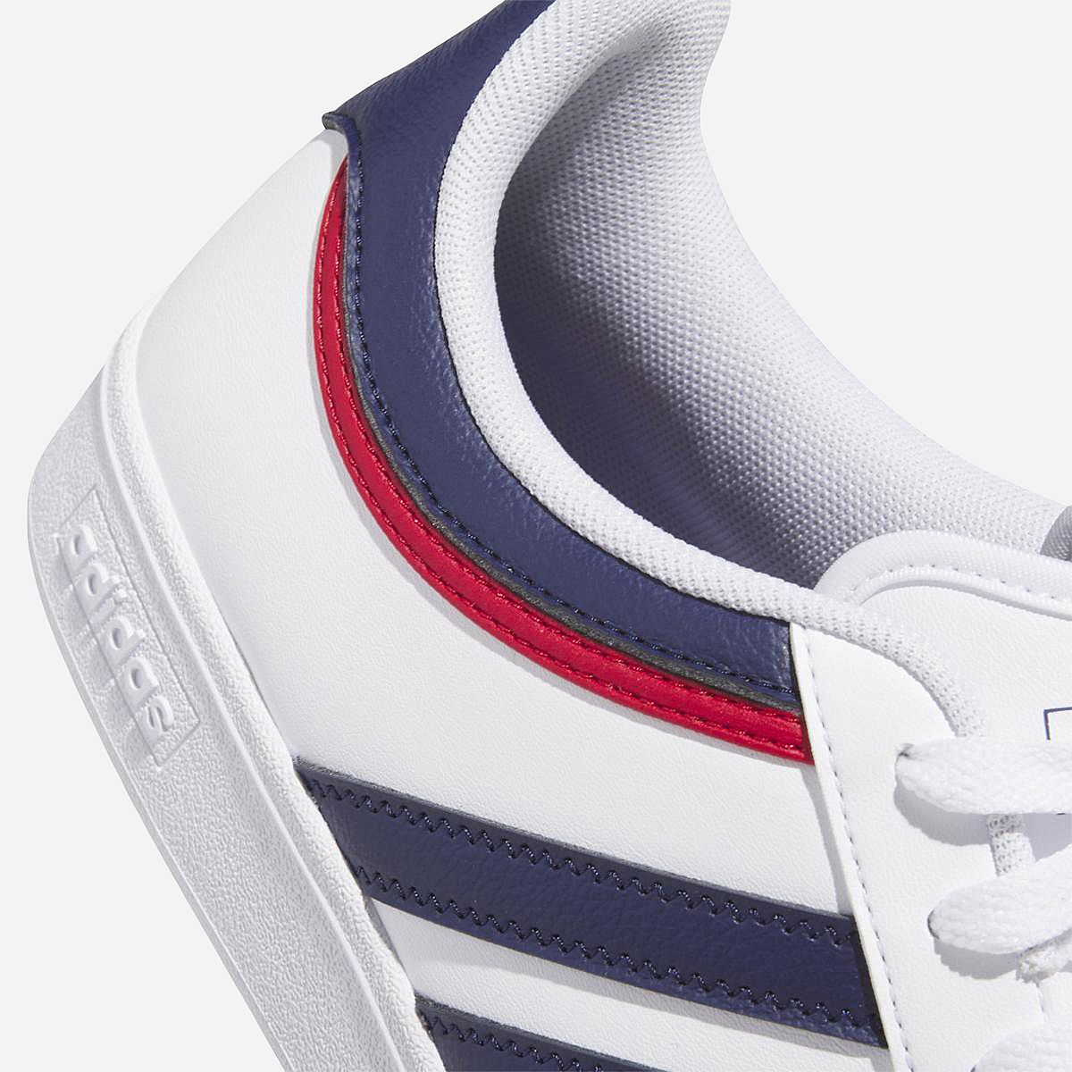 AN320970 Hoops 4.0 Shoes