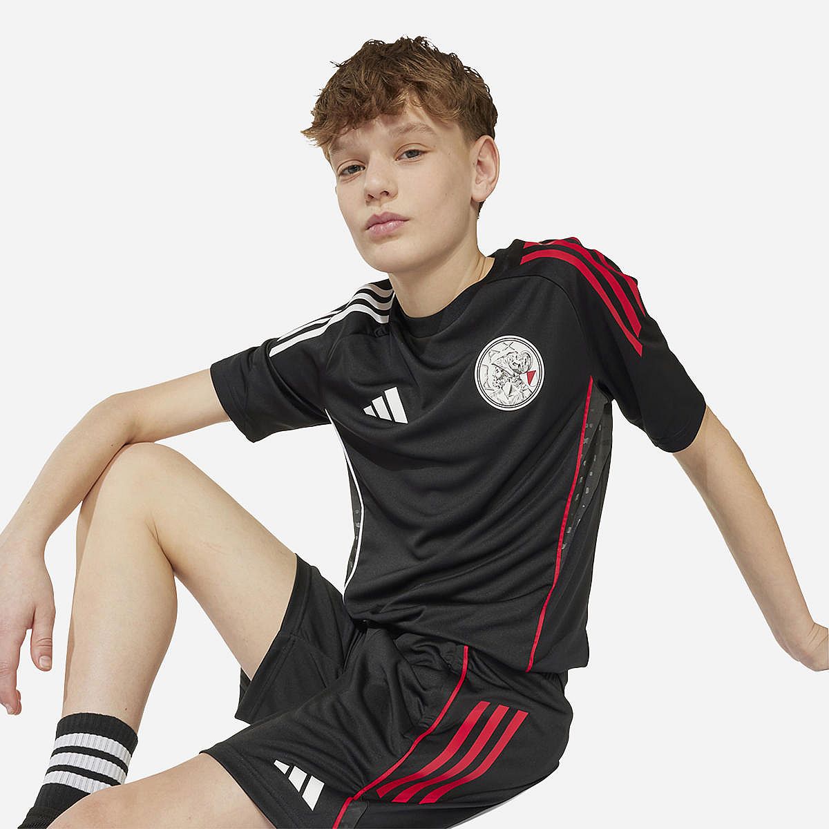AN324000 Ajax Amsterdam 2025/2026 Training Short Junior