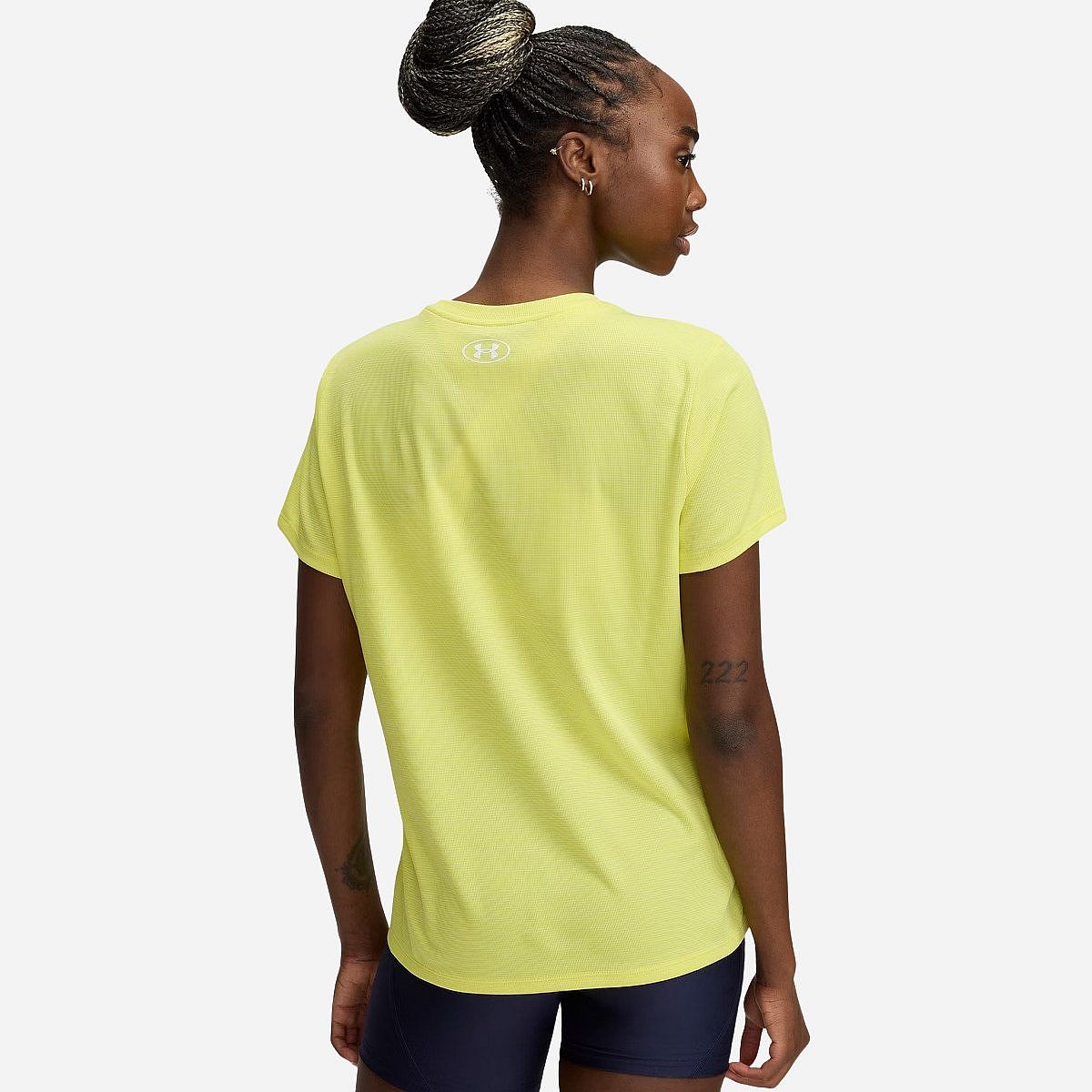 AN322568 Tech Textured T-Shirt Dames
