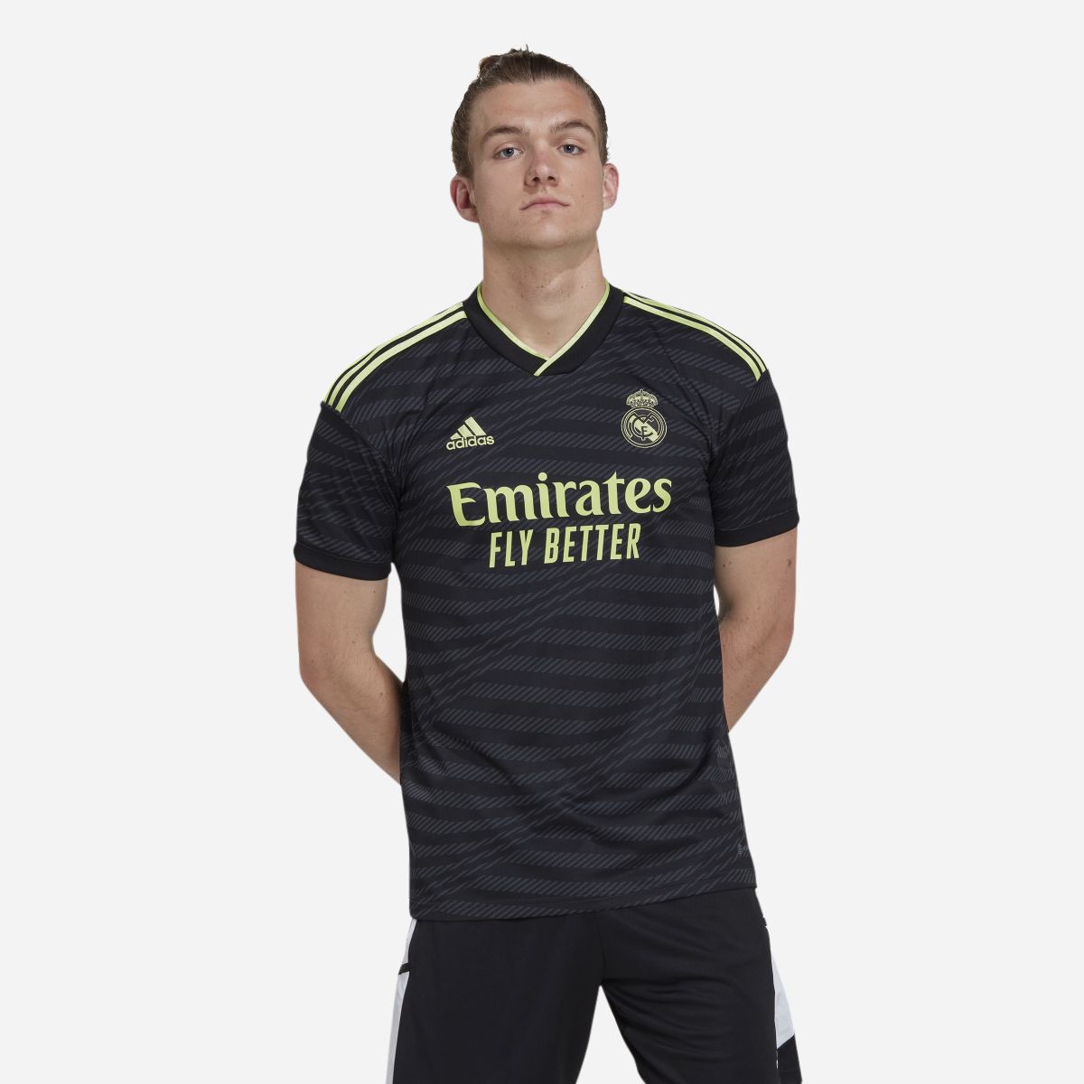 Bekijk het internet Toegangsprijs Seminarie adidas Real Madrid 22/23 Derde Shirt | S | 216031