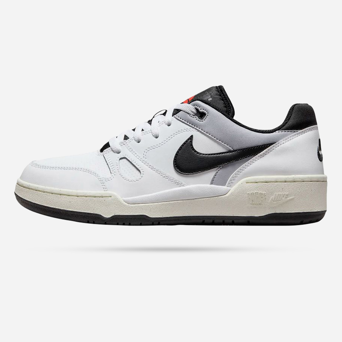 Acheter des nike outlet